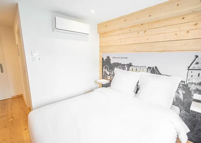 Szálloda Esplanade *