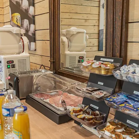 Esplanade 디키르히