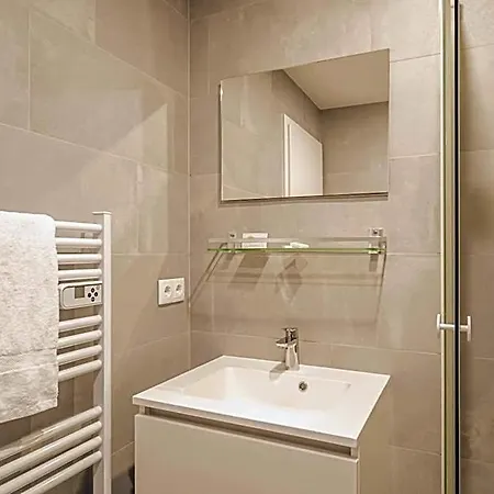 Esplanade Hotel *